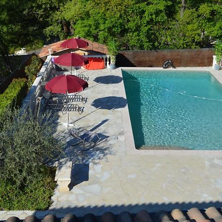 Villa Jalna Chambre, Suites Et Appartement Рокфор-ле-Пен Экстерьер фото