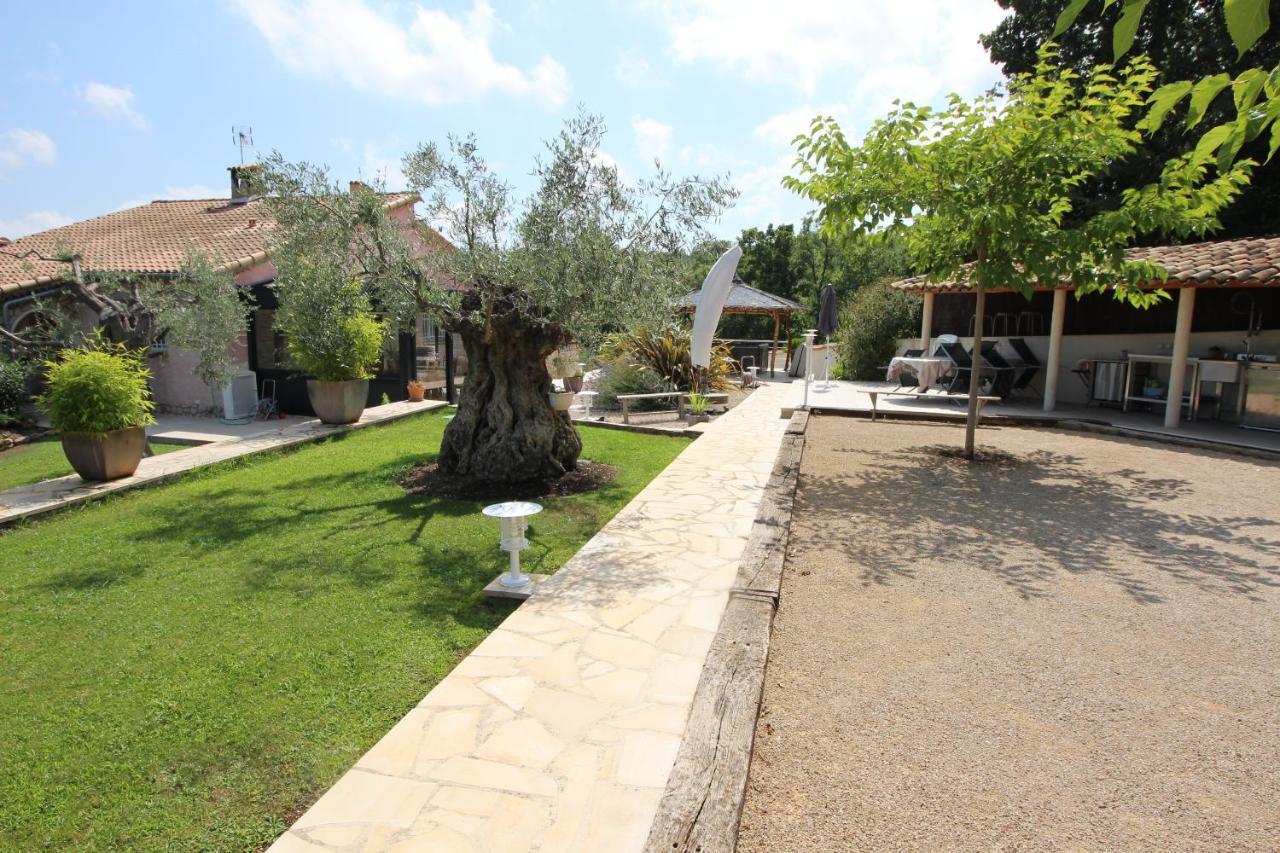 Villa Jalna Chambre, Suites Et Appartement Рокфор-ле-Пен Экстерьер фото